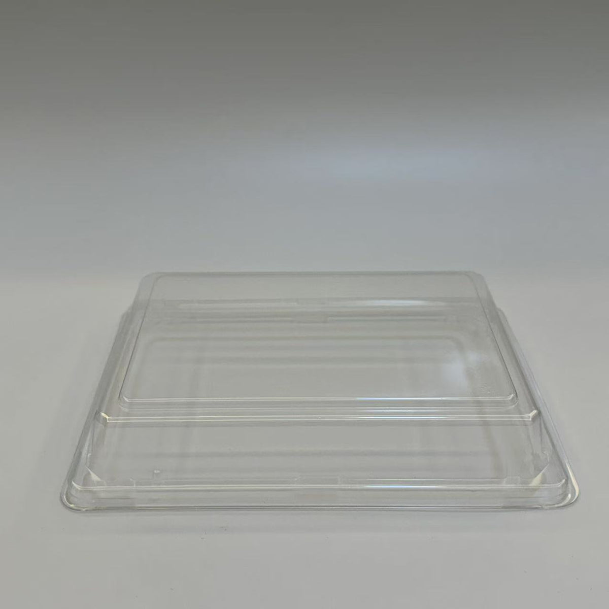 ST-4-010 Heavy Duty Sakura/Black Sushi Tray with Clear Lid 100sets