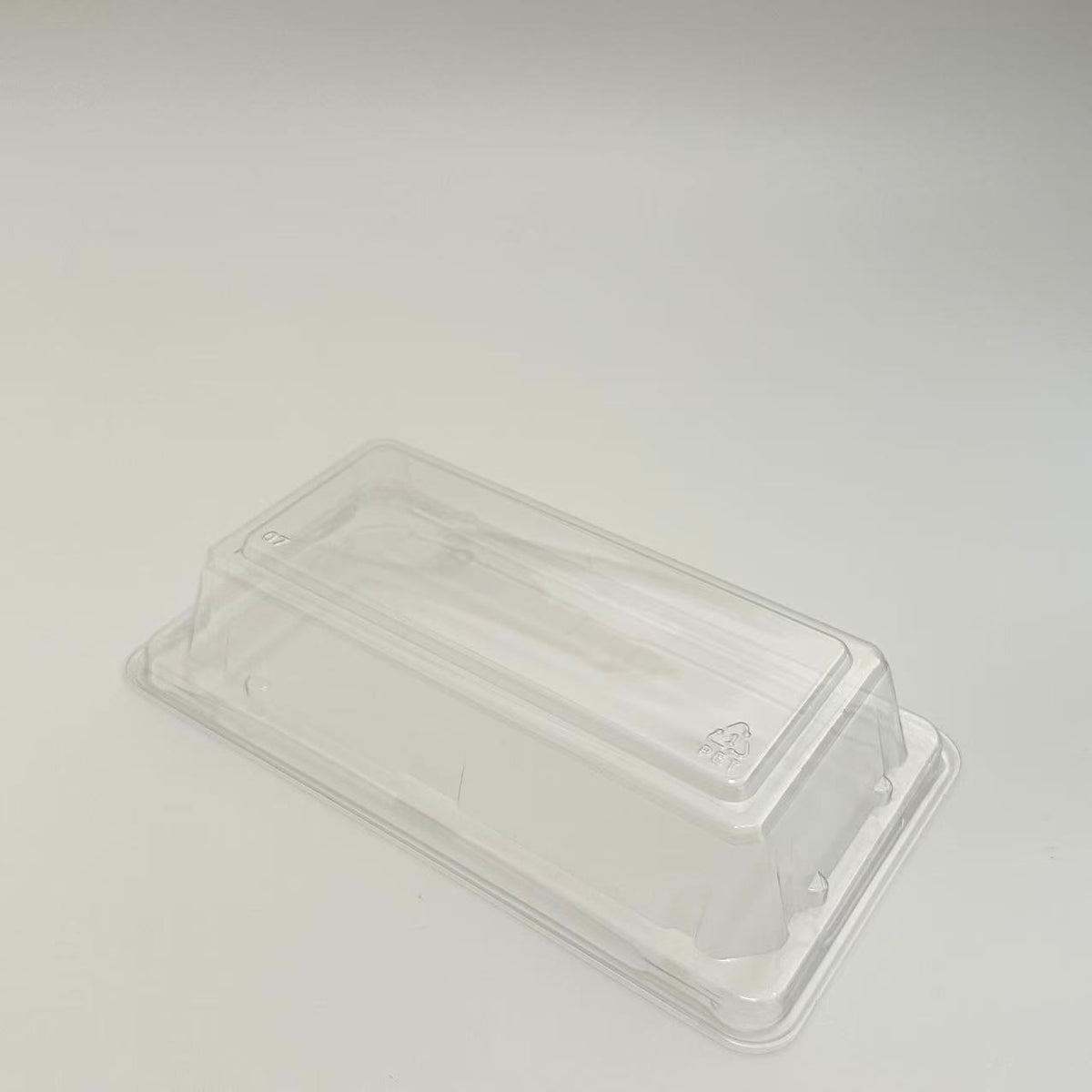 ST-1-006 Heavy Duty Sakura/Black Sushi PS Containers with Lids 100sets