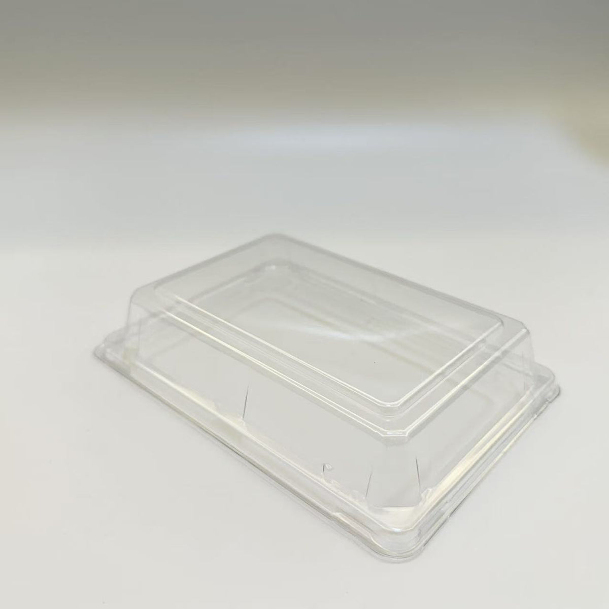 ST-3-008 Heavy Duty Sakura/Black Sushi Tray Out Tray With Clear Lid 100sets