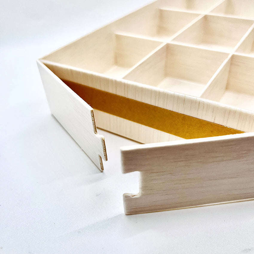 WBRT-01 - 10.5"x 6"  9 Compartments Wooden Box with Plastic Lids